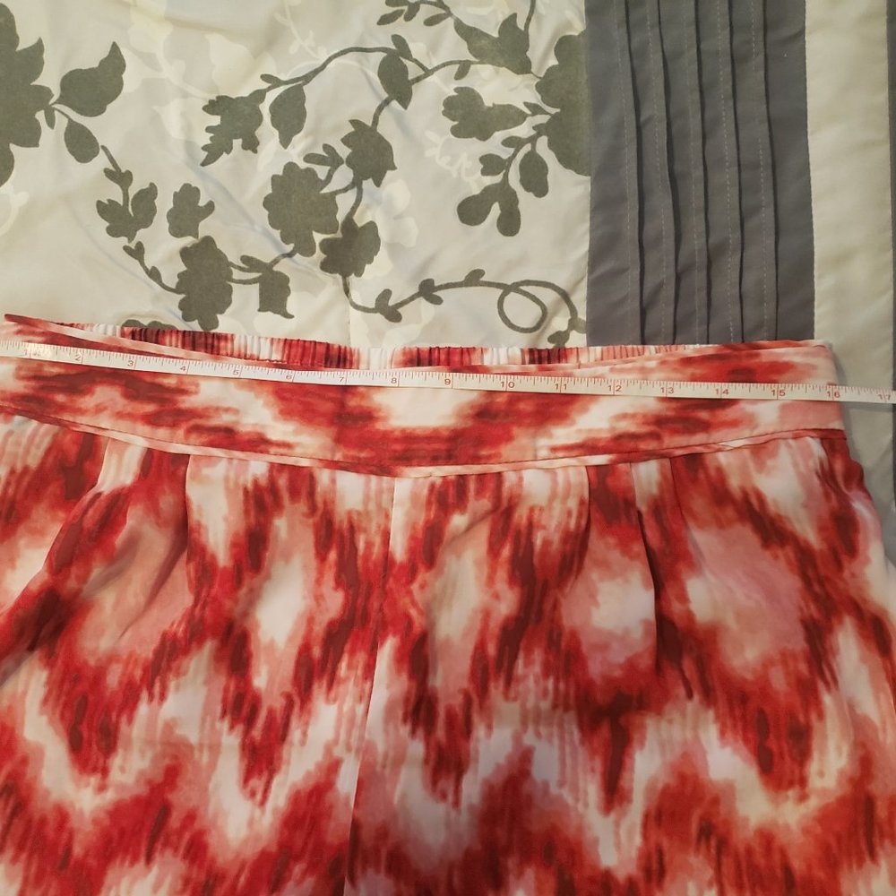 Takara Red/White Flowy Shorts - Picture 6 of 10